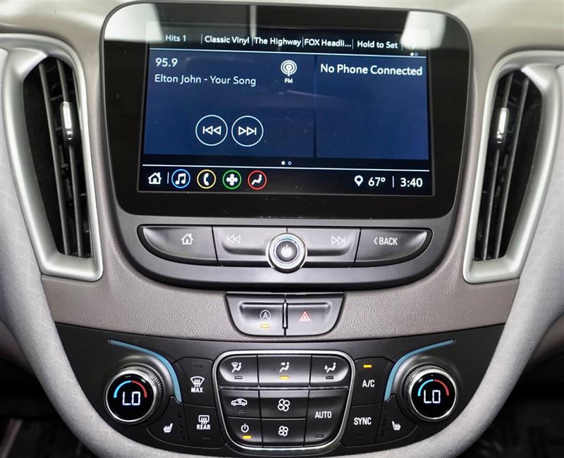 2023 Chevrolet Malibu 1LT - Photo 18