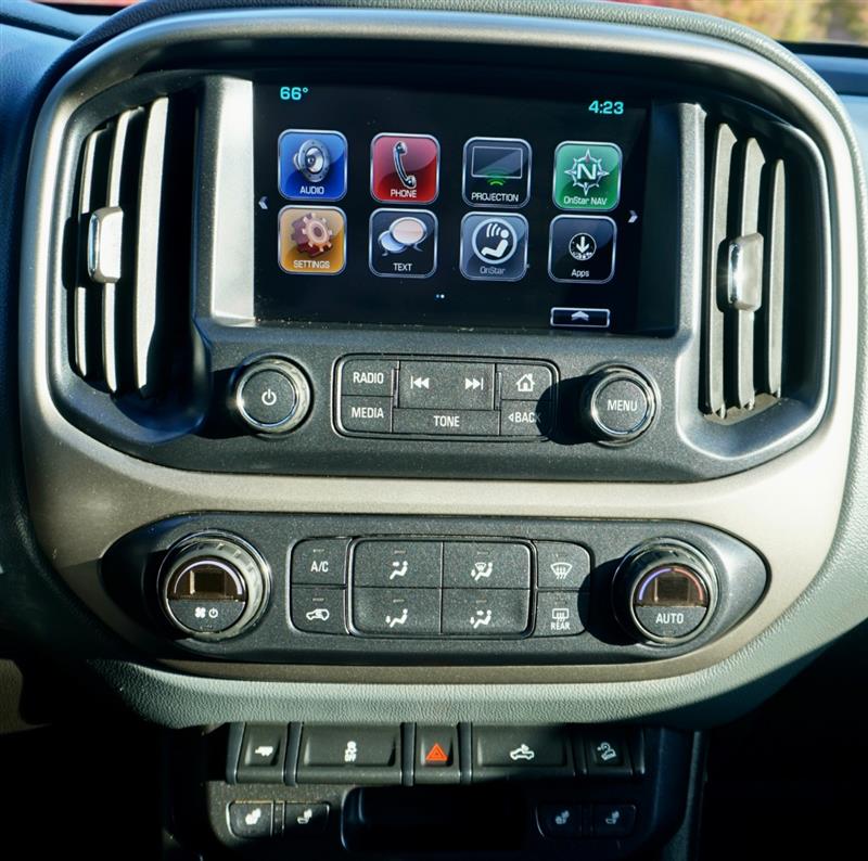 2017 Chevrolet Colorado Z71 - Photo 17