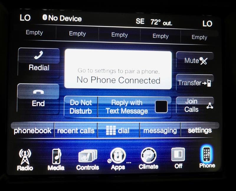 2015 Chrysler 300 Limited - Photo 19