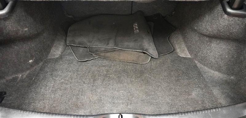 2015 Chrysler 300 Limited - Photo 41