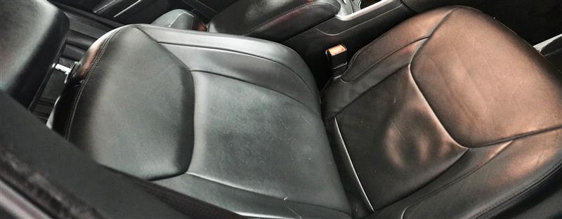 2015 Chrysler 300 Limited - Photo 12