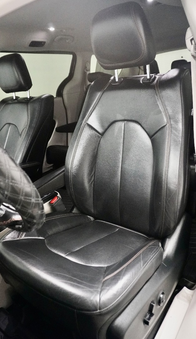 2017 Chrysler Pacifica Touring-L Plus - Photo 7