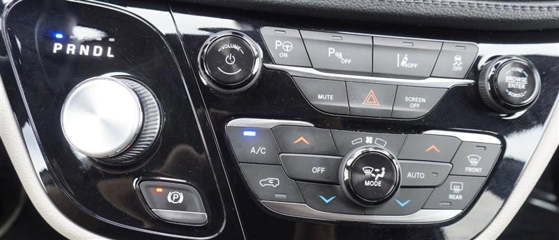 2019 Chrysler Pacifica Hybrid Limited - Photo 28