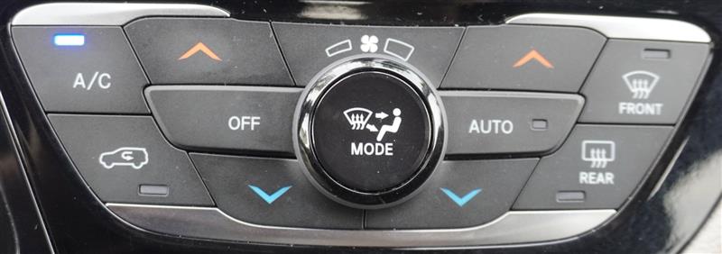 2019 Chrysler Pacifica Hybrid Limited - Photo 30