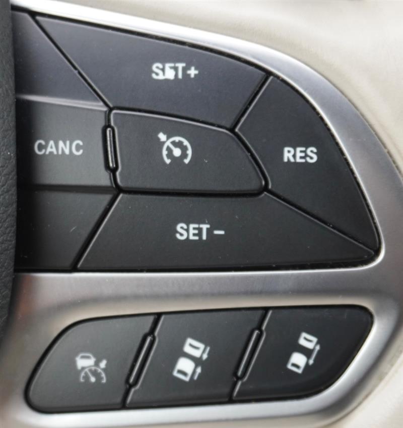 2019 Chrysler Pacifica Hybrid Limited - Photo 36
