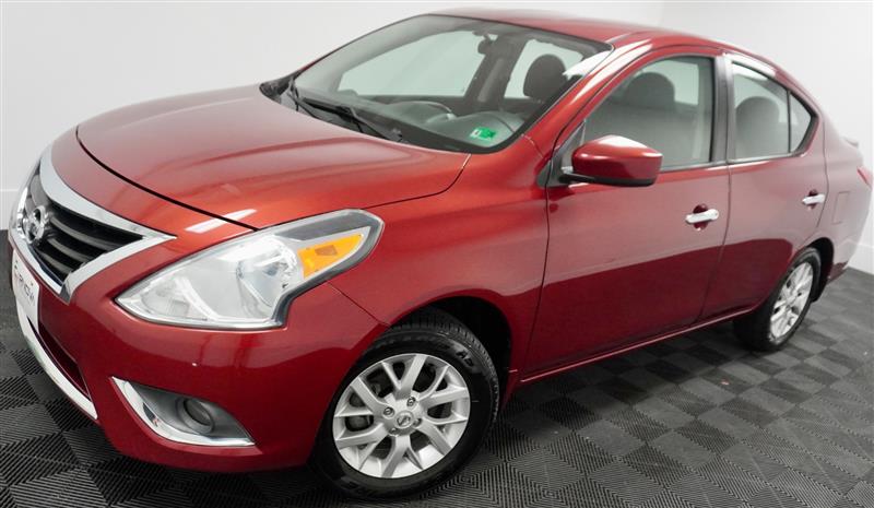 2017 Nissan Versa Sedan SV - Photo 5