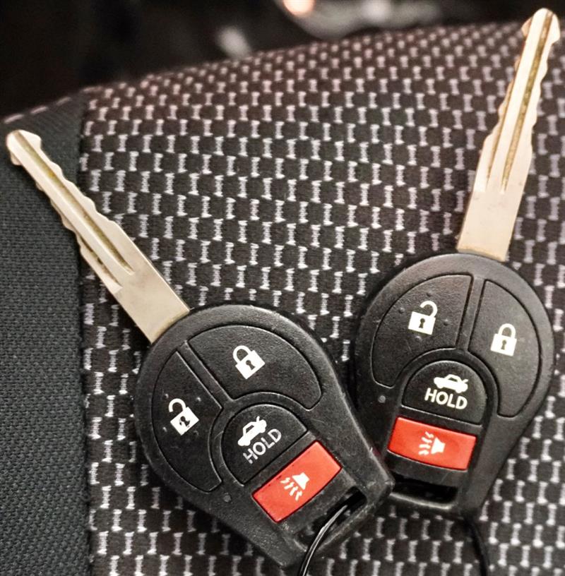 2017 Nissan Versa Sedan SV - Photo 28