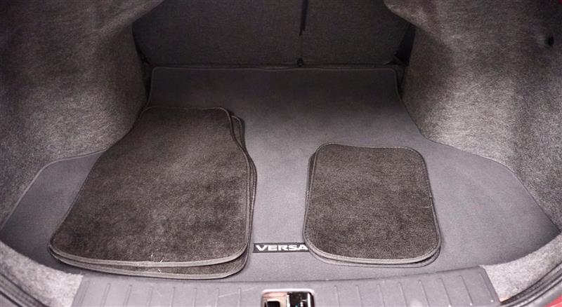 2017 Nissan Versa Sedan SV - Photo 35