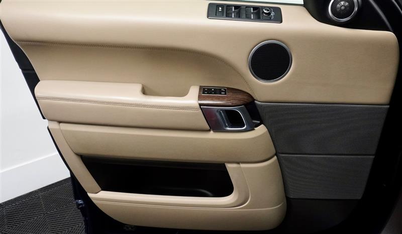 2014 Land Rover Range Rover Sport SE - Photo 39