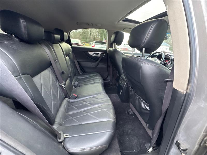 2011 INFINITI FX 35 - Photo 20