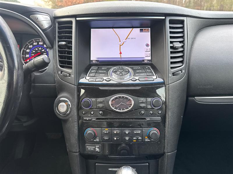 2011 INFINITI FX 35 - Photo 26