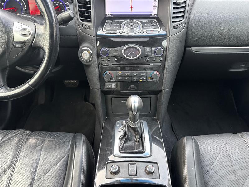 2011 INFINITI FX 35 - Photo 27