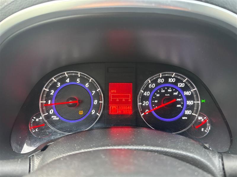 2011 INFINITI FX 35 - Photo 29