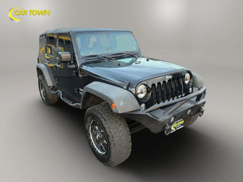 Vehicle photo 5