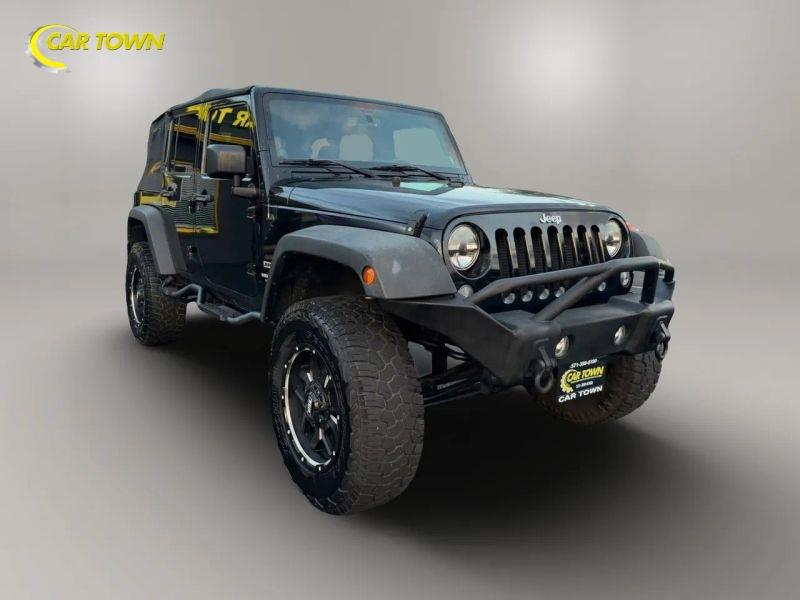 Vehicle photo 6