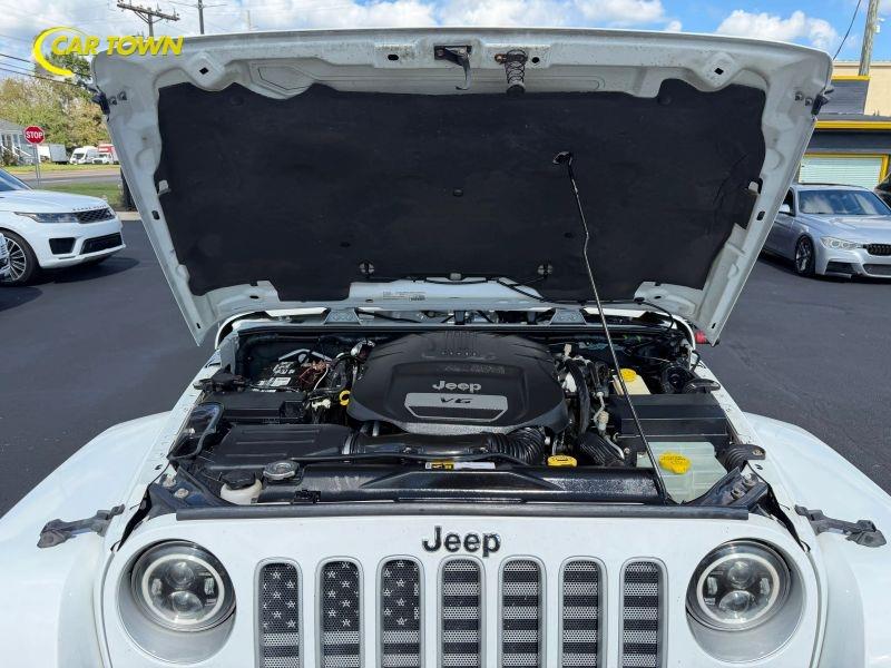 Vehicle photo 31