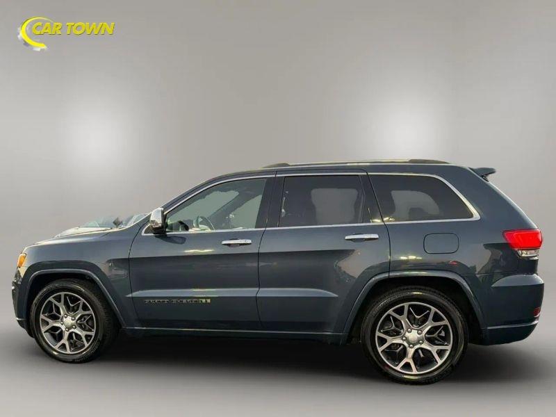 Vehicle photo 14