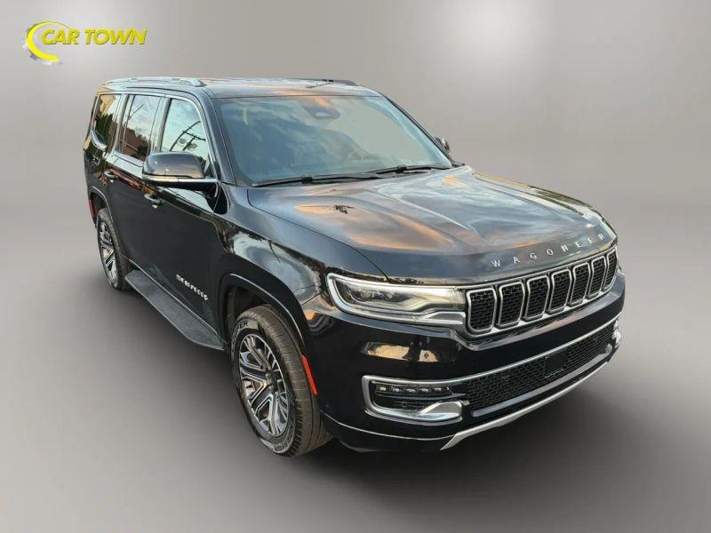 Vehicle photo 5