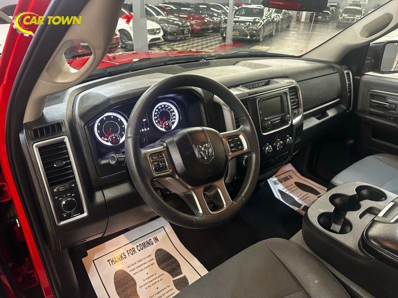 Vehicle photo 16