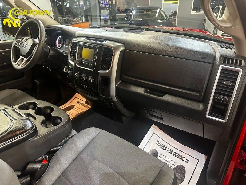 Vehicle photo 21