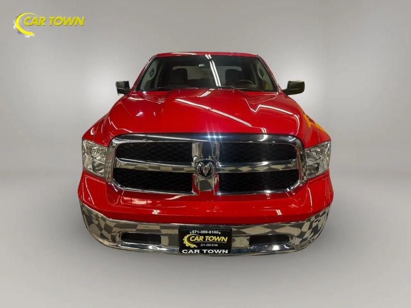 Vehicle photo 4
