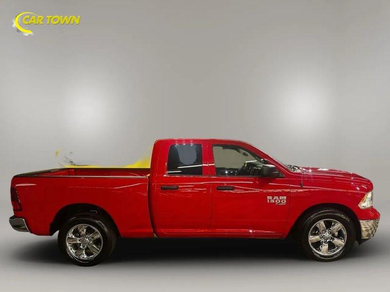 Vehicle photo 7