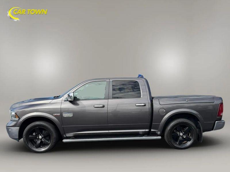 Vehicle photo 14