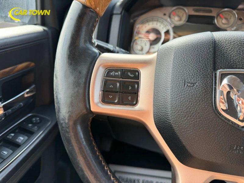 Vehicle photo 29