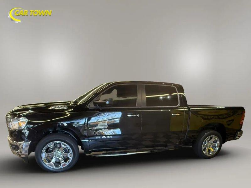 Vehicle photo 14