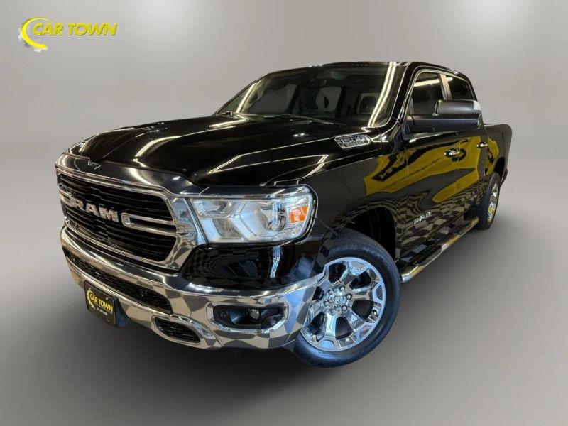 Vehicle photo 2