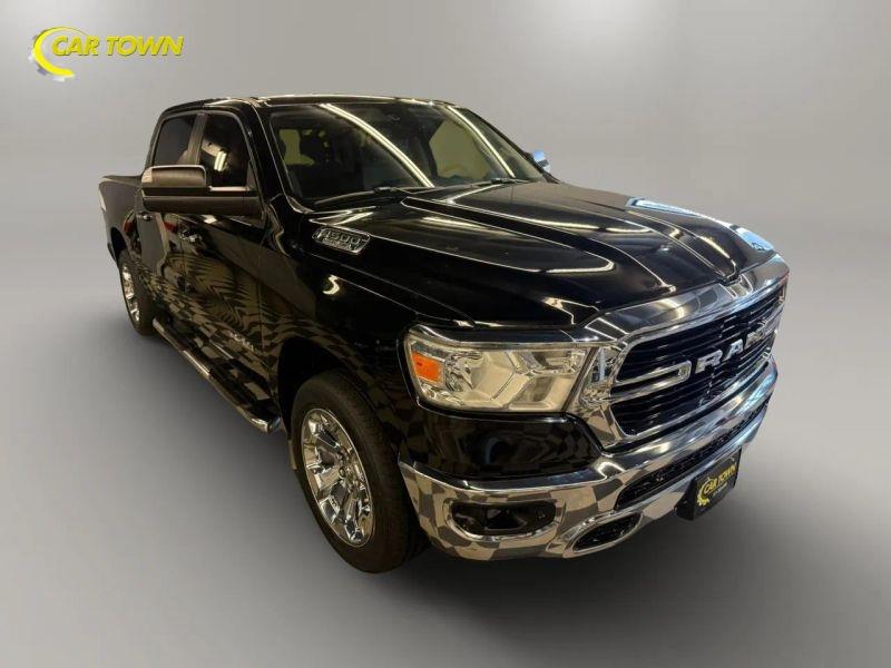 Vehicle photo 5
