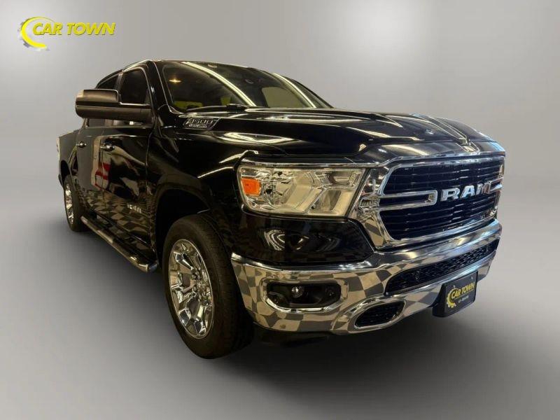 Vehicle photo 6