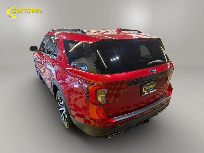 Vehicle photo 12