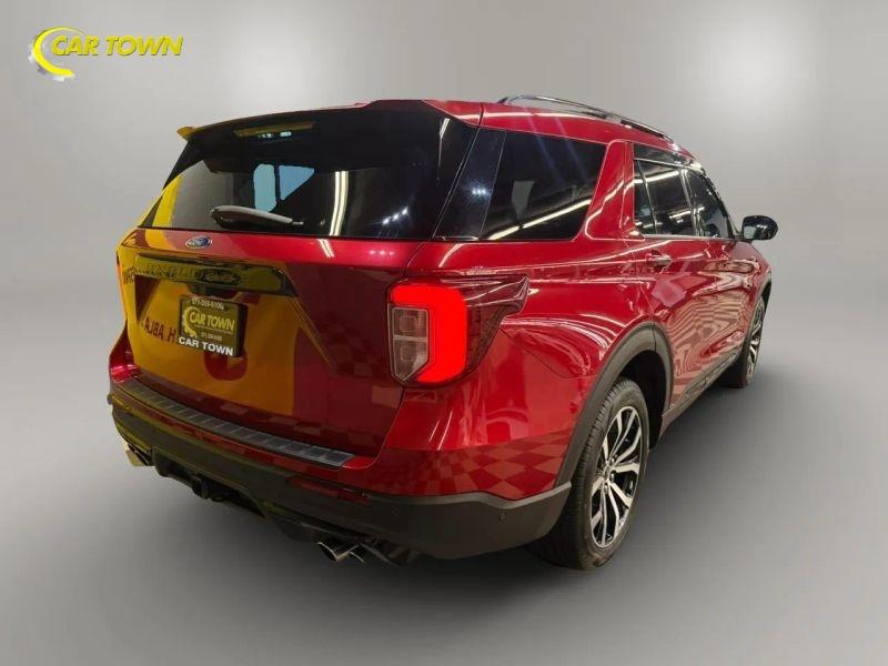 Vehicle photo 9
