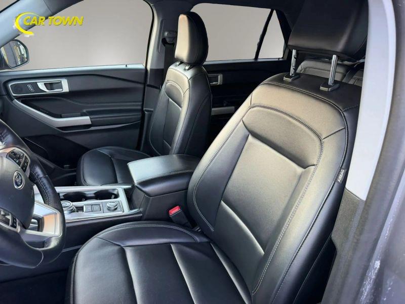 Vehicle photo 19