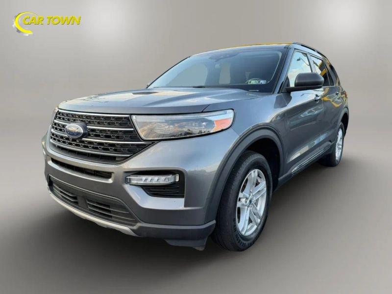 Vehicle photo 2