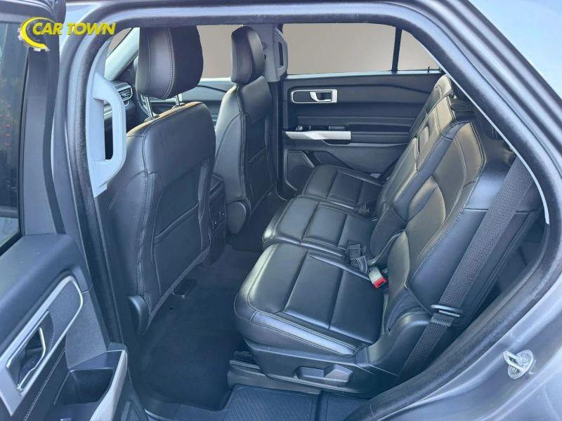 Vehicle photo 27
