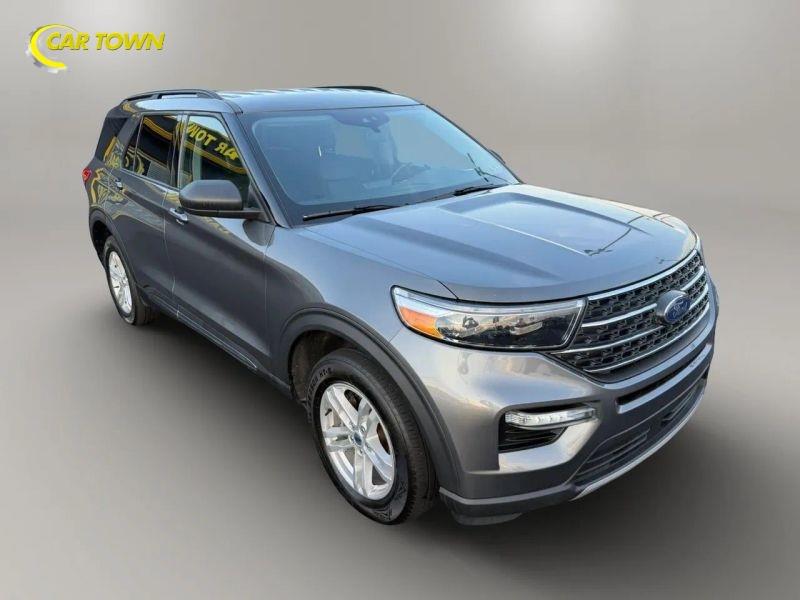 Vehicle photo 5