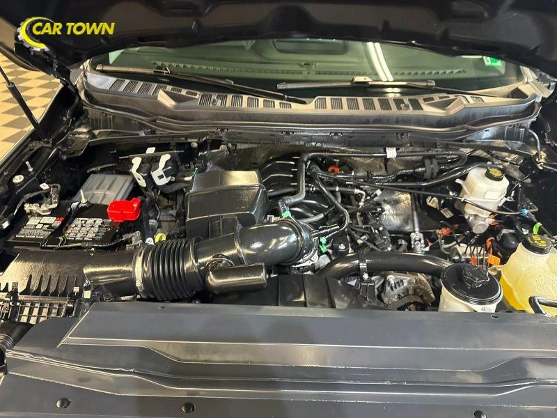 Vehicle photo 43
