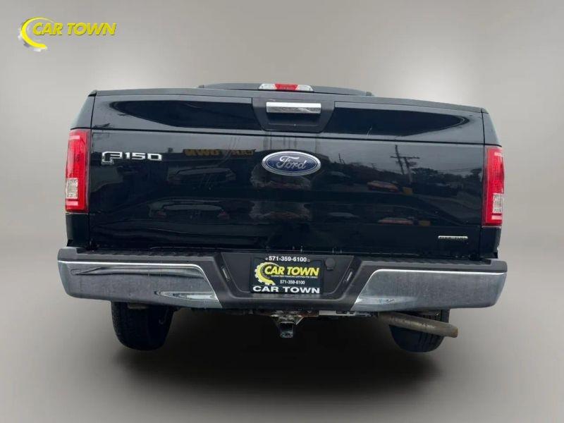 Vehicle photo 11