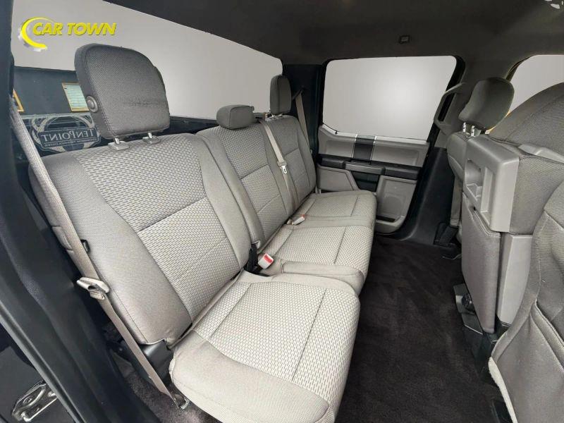 Vehicle photo 23