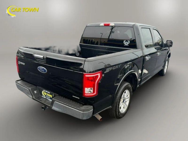 Vehicle photo 8