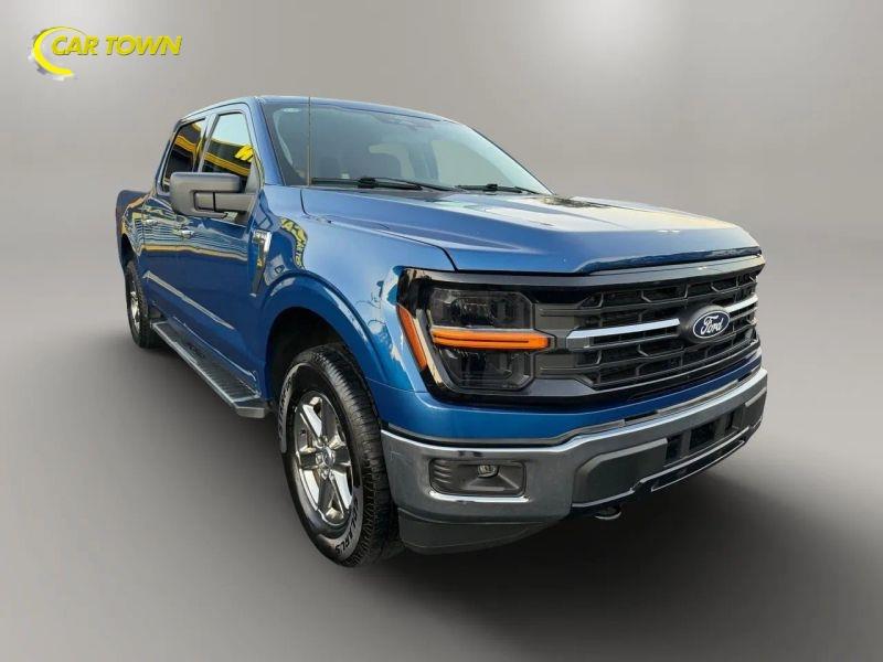 Vehicle photo 6