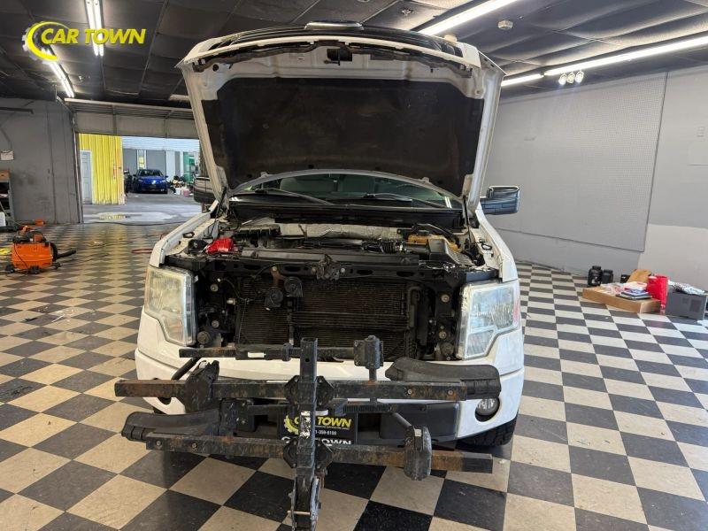 Vehicle photo 38