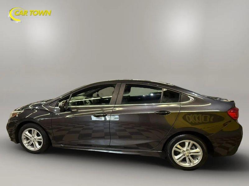Vehicle photo 14