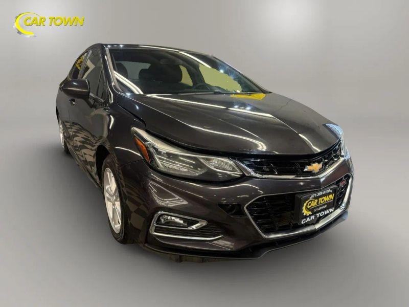 Vehicle photo 6