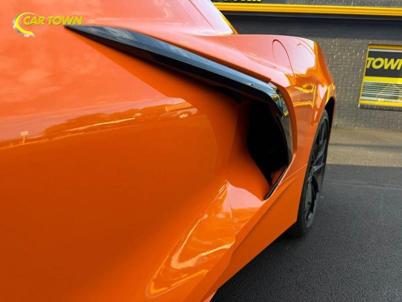 Vehicle photo 23