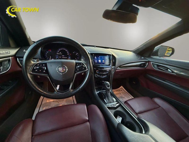 Vehicle photo 31