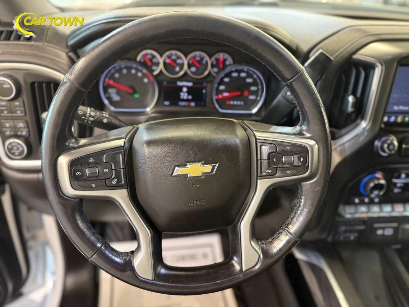 Vehicle photo 39