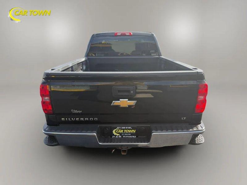 Vehicle photo 10